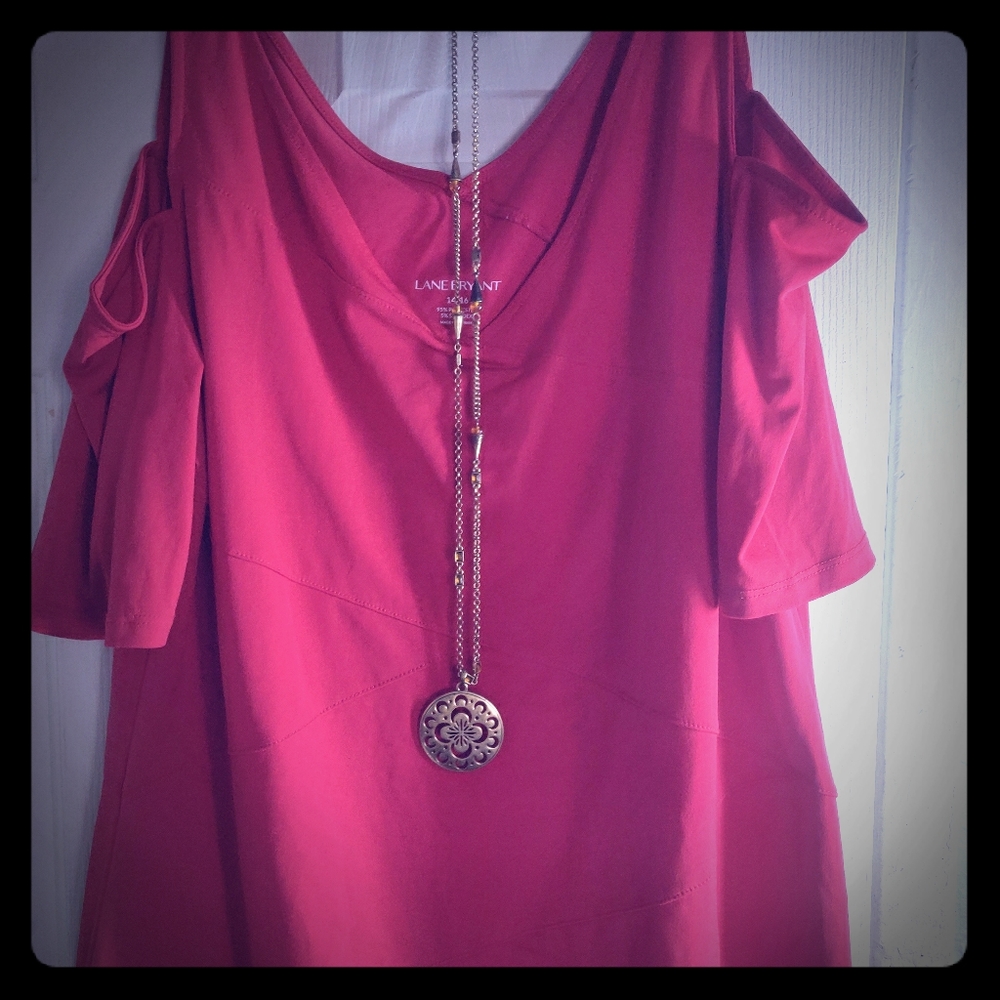 Plus size shoulder top
